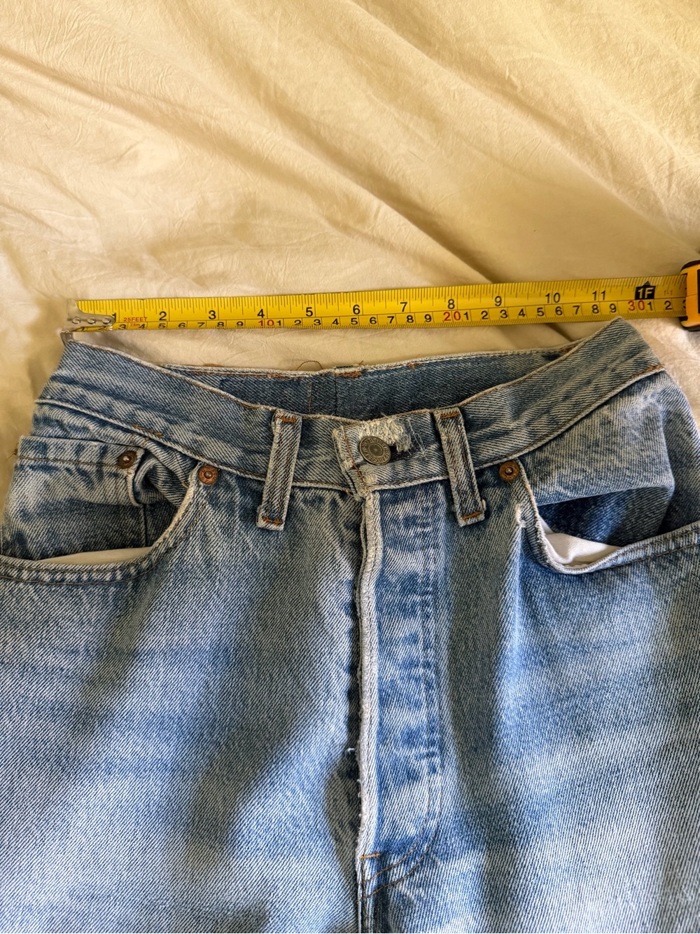 Vintage Levi’s 501 High-Rise Straight Jeans - Picture 2 of 7